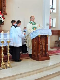 Slávnostná sv. omša - výročie konsekrácie kostola - nedeľa